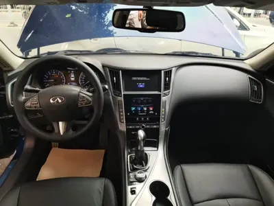 Infiniti Q50L