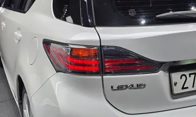 Lexus CT200h