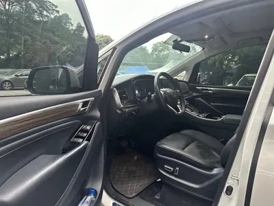 GAC Motor Trumpchi M8