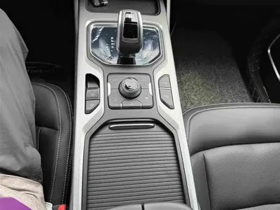 Geely Haoyue