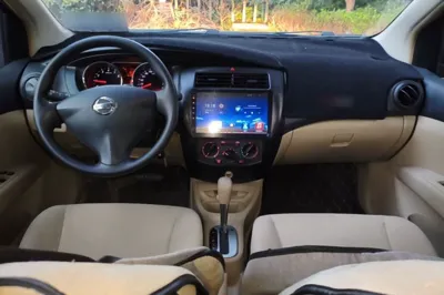 Nissan Livina