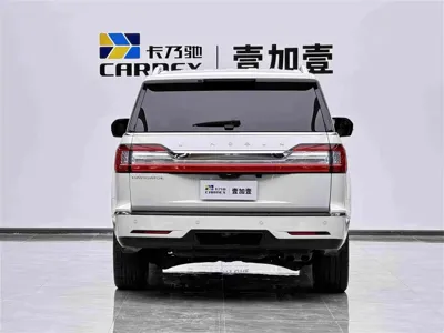Lincoln Navigator