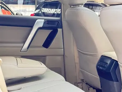Toyota Prado (Import)