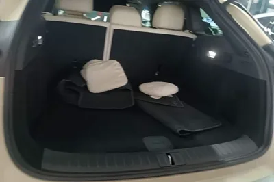 Li Auto Li Auto i6