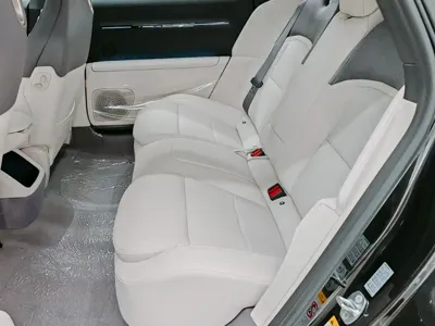 Avatr Avatr 12