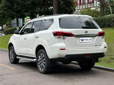 Nissan Terra