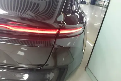 Nio ET5