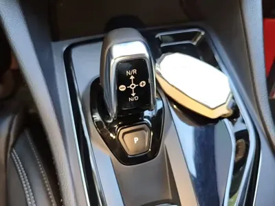 Lynk & Co 02