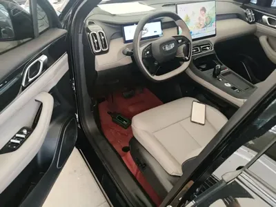 Geely Boyue L