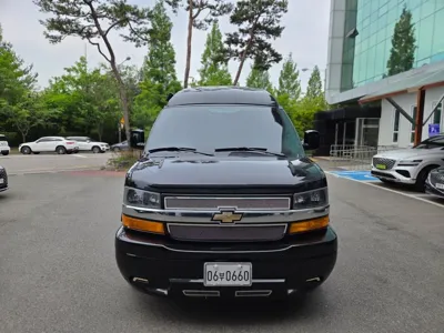 Chevrolet Express Van