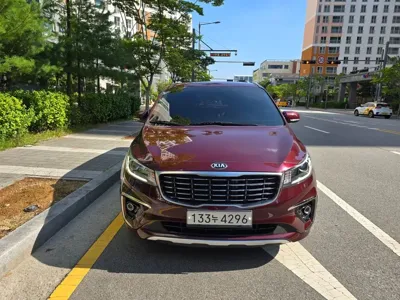 Kia Canival