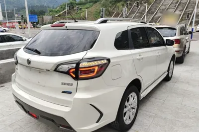 Venucia T70