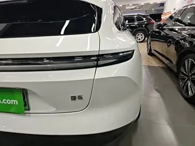 Nio ET5T
