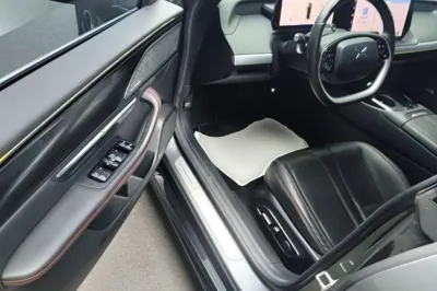 Xpeng P7