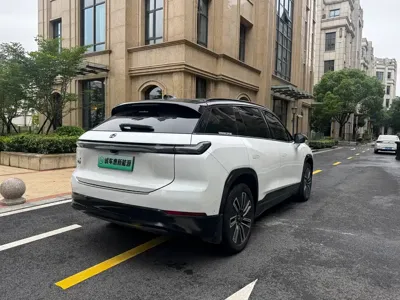 Nio ES7