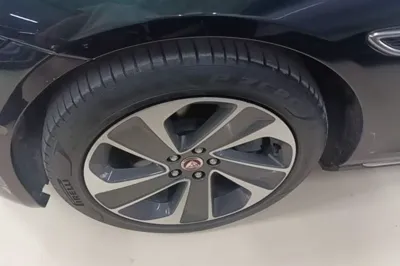 Jaguar XFL