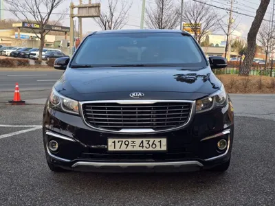 Kia Canival