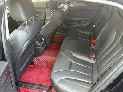 Hongqi Hongqi H5
