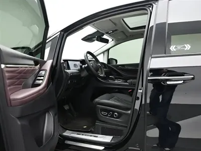 GAC Motor Trumpchi M8