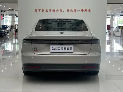 Nio ET7
