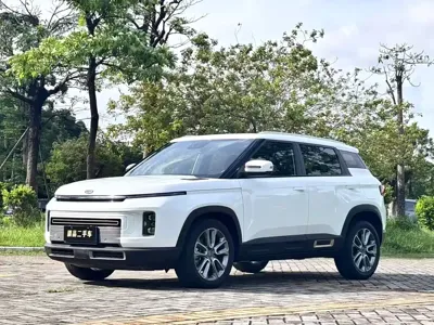 Geely ICON