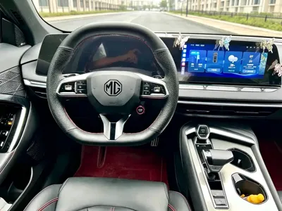 MG MG7