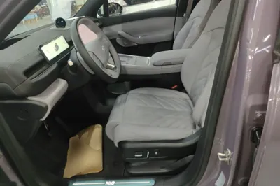 Nio EC6