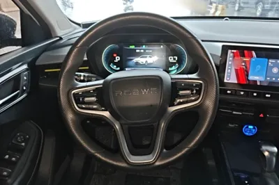 Roewe i5