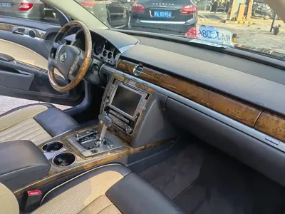 Volkswagen Phaeton