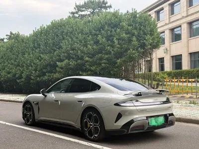 Xiaomi SU7