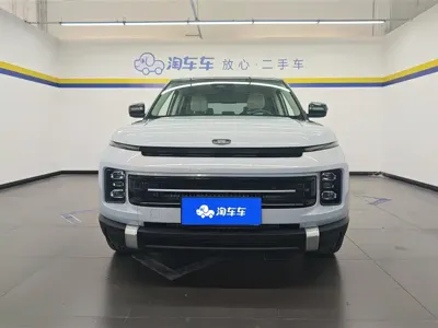 Geely ICON