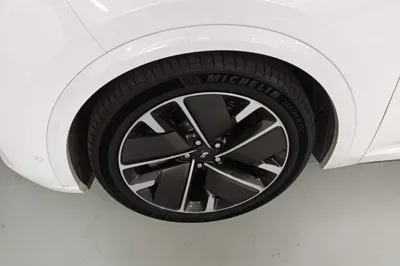 Li Auto L9