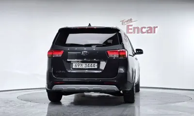 Kia Canival