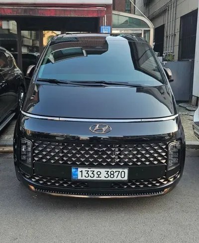 Hyundai Staria
