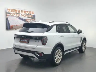 Lynk & Co 01