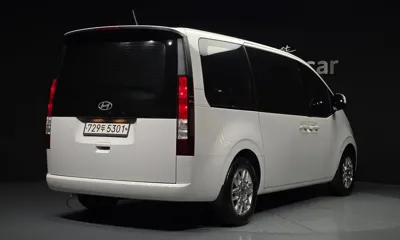 Hyundai Staria
