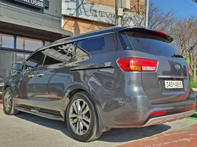 Kia Canival