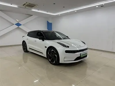 Zeekr 001
