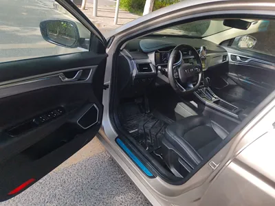 Geely Emgrand GL