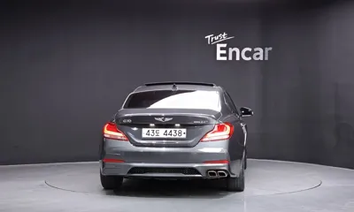 Genesis G70