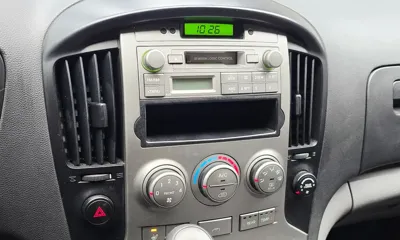 Hyundai Starex