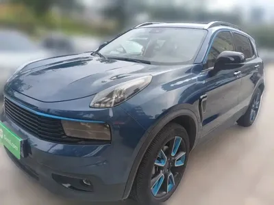 Lynk & Co 01