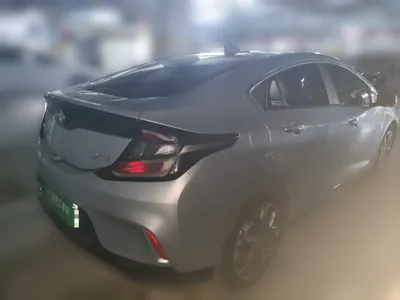 Buick Velite 5