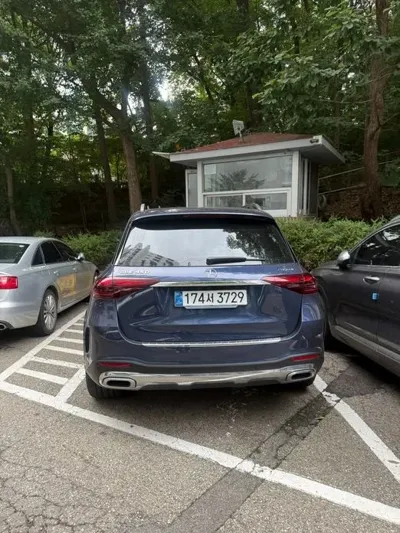 Mercedes-Benz GLE-Class