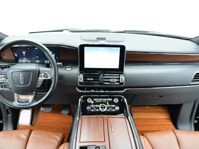 Lincoln Navigator