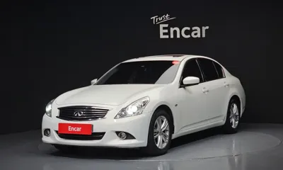 Infiniti G