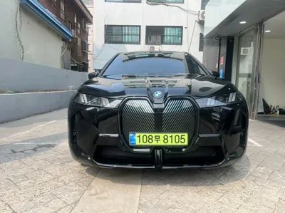 BMW iX