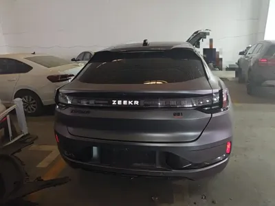 Zeekr 001