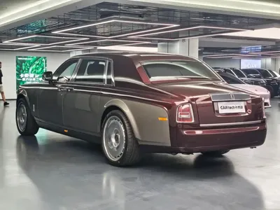 Rolls-Royce Phantom