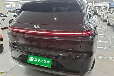 Li Auto L6
